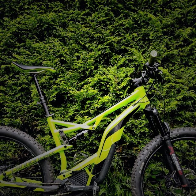 Elektrické enduro Cannondale Moterra